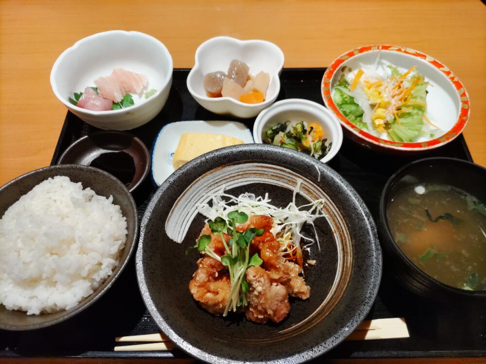 広島地酒屋海の巧（うみのたくみ）